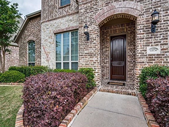 2nd image of 13574 Clifton Dr