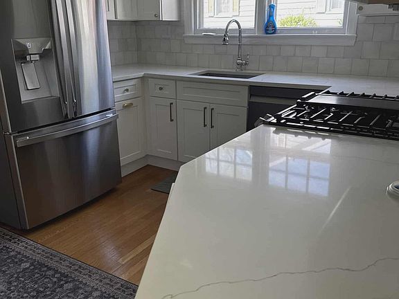 2nd image of 10 Margate Rd