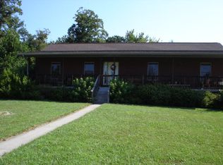 7815 Hunters Ln, Jefferson City, MO 65101