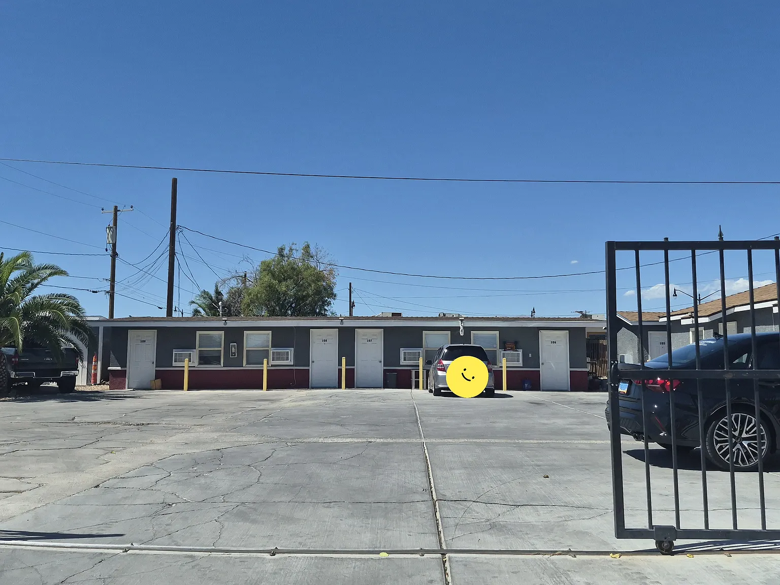 1323 C St — Photo 2