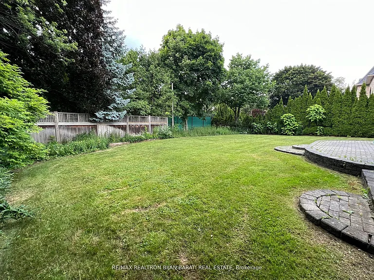 58 Heathcote Ave — Photo 7