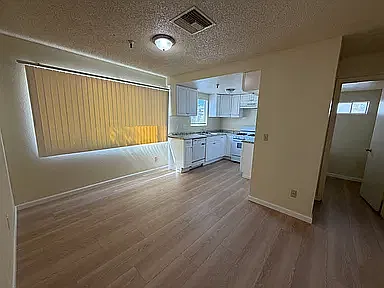 2 bed, 2.5 bath, 1300 sqft, $2,945 — Photo 2
