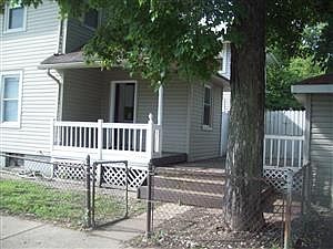 1st image of 627 Crawford St