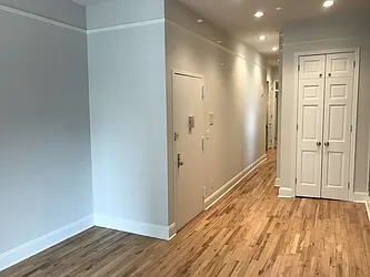 Rented by Metropolis Real Estate of Manhattan