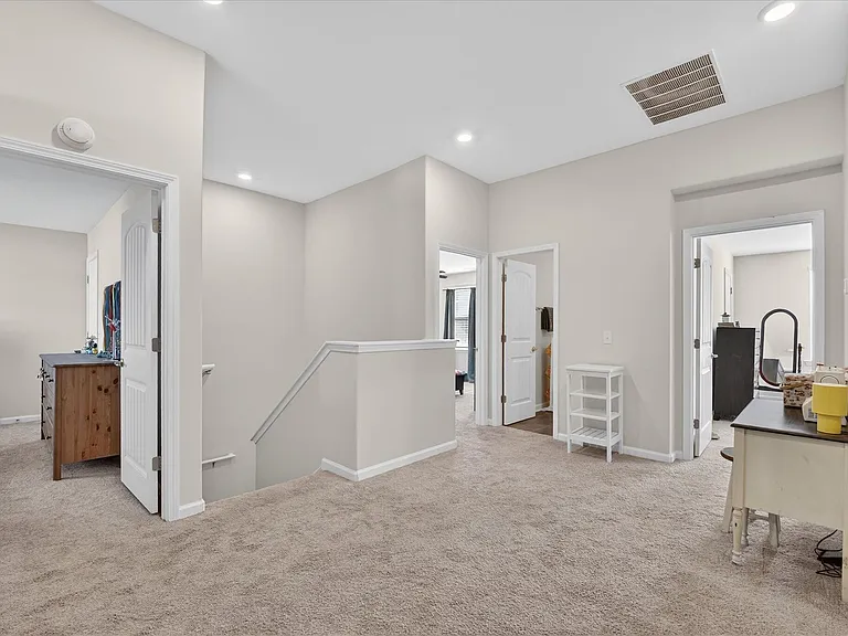 113 Brookline Dr — Photo 15
