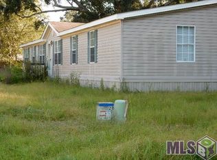 9567 Deer Trail Ave, Zachary, LA 70791