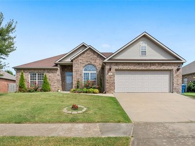 1300 SW Willow Bend Ave, Bentonville, AR, 72713