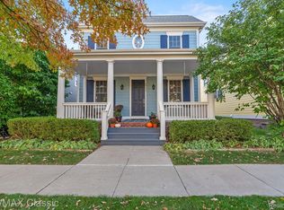 50177 Harding St, Canton, MI 48188