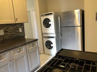 347 Eastern Pkwy #2E, Brooklyn, NY