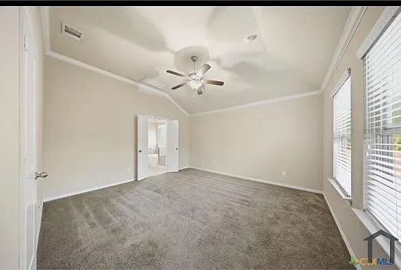 728 Olaf Dr — Photo 10