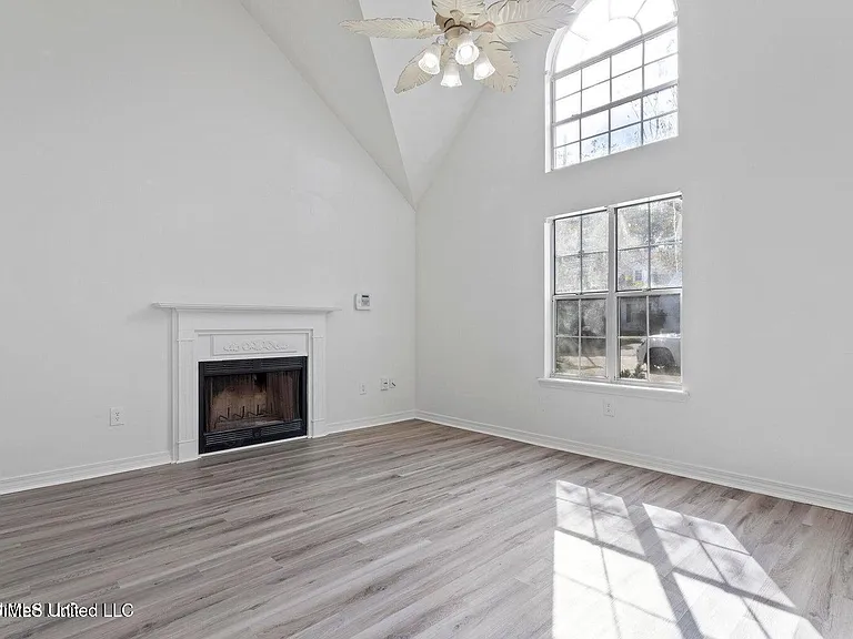 1706 James Buchanan Dr — Photo 4