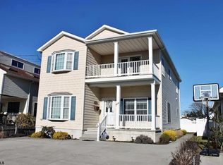 239 10th St S, Brigantine, NJ 08203