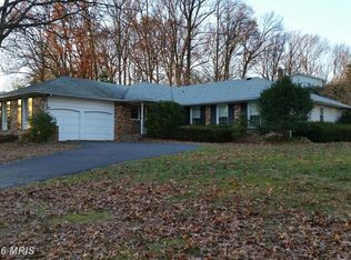 8100 Langbrook Rd, Springfield, VA 22152