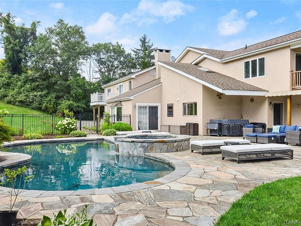 1st image of 613 Horsepound Rd