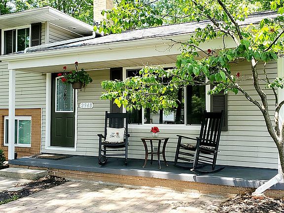 2nd image of 2948 Lydia Dr
