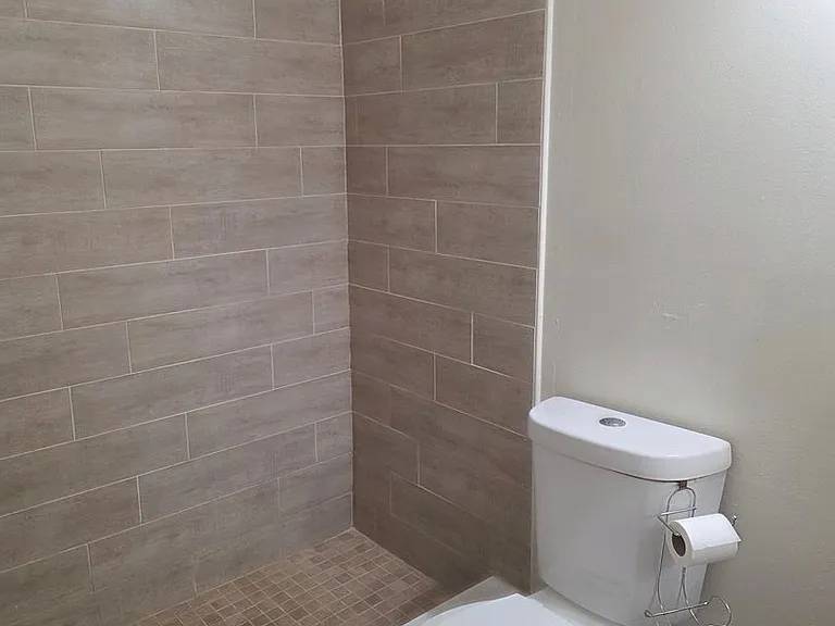 6031 Scotchwood Gln #204 — Photo 7