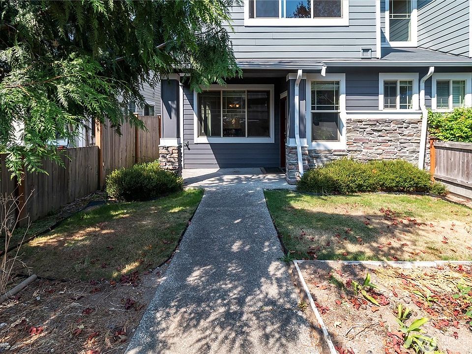 1st image of 14527 15th Ave W #B
