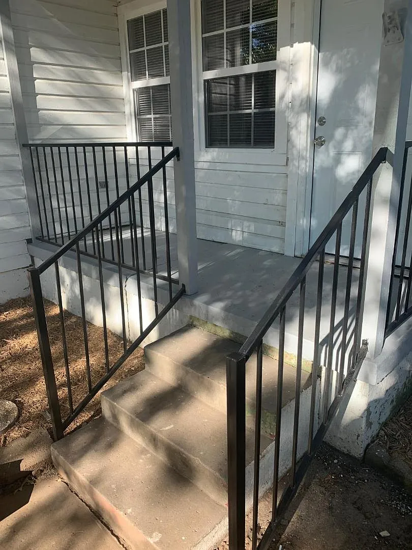 2012 Turner Dr — Photo 2