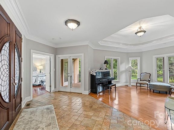 4th image of 1111 Real Quiet Ln