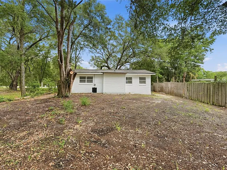 1009 Nebraska St — Photo 16