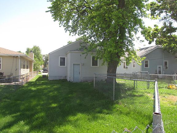 4th image of 3538 Avenue E