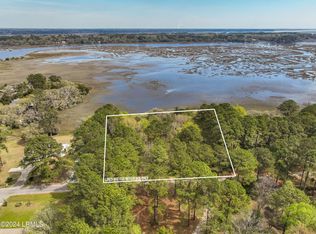 1809 Dolphin Row Dr, Beaufort, SC 29906