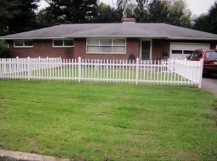 409 Pinecrest Rd, Vestal, NY 13850