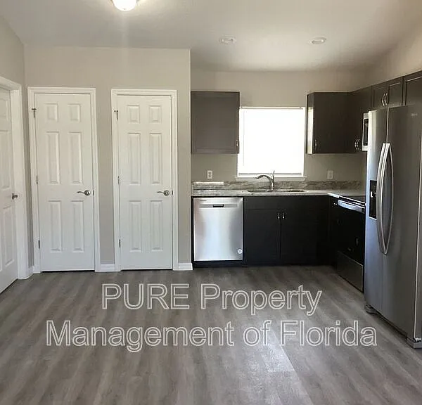 6577 SW 140th Place Rd #1 — Photo 4