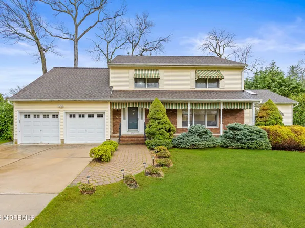 1709 Fanwood St, Oakhurst, NJ 07755