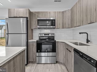 33 Micahill Rd, Levittown, PA 19056