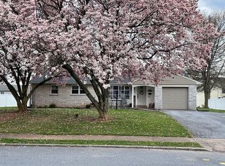 106 Poplar Dr, Douglassville, PA 19518