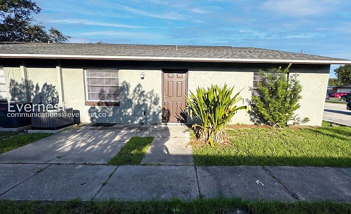 1st image of 3060 Saint Paul Dr