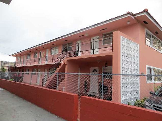 1st image of 1644 NW 1st St APT 3