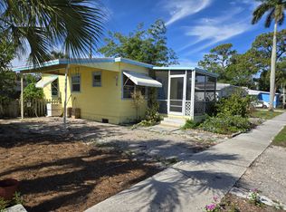 2070 Kurtz St, Fort Myers, FL 33901