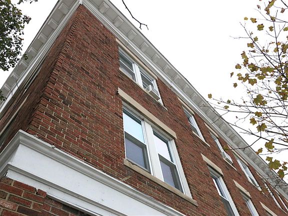 5th image of 5 Quincy St Unit 1