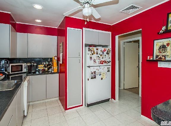 3rd image of 73 Fairview Ave