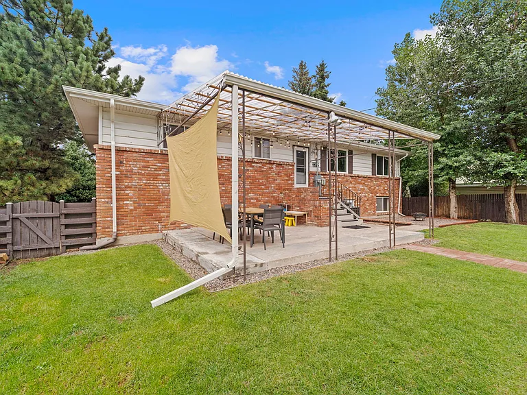 2352 N Circle Dr #B — Photo 16