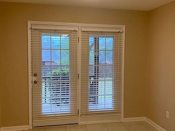 5th image of 124 Palisades Dr