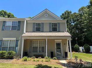 6626 Rothchild Dr, Charlotte, NC 28270