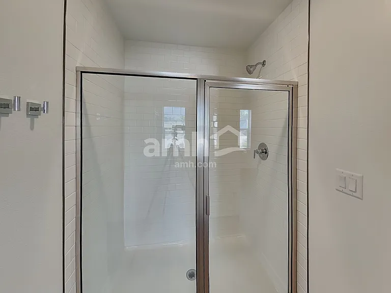 4816 85th Dr NE — Photo 17