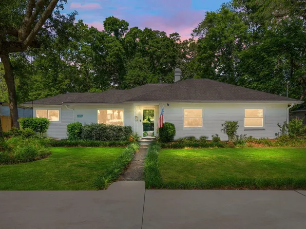 672 W Oak Forest Dr, Charleston, SC 29407