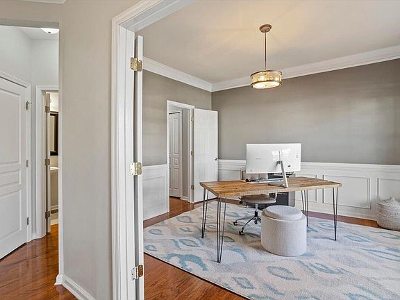 4th image of 3004 Prospect Pkwy