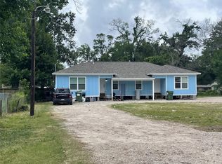 21882 Russell Dr, New Caney, TX 77357