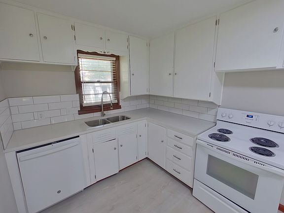 5th image of 1739 S Lexington Rd