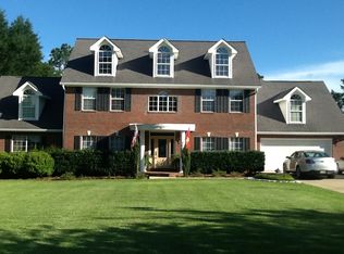 5875 Country Club Rd, Milton, FL 32570