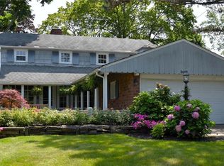 3669 Townley Rd, Shaker Heights, OH 44122