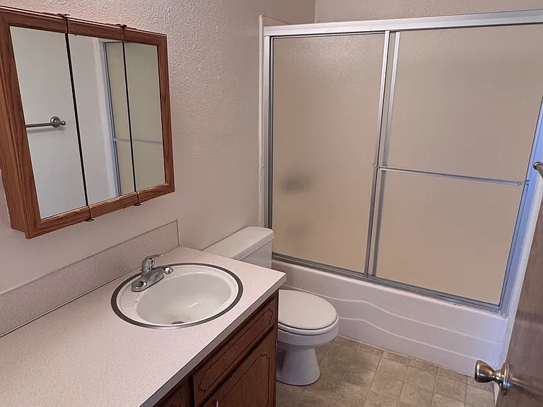 34154 Kamph Dr — Photo 2