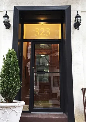 Rented by Domus Realty | media 10