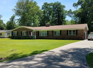 106 Maple Ln, Washington, NC 27889