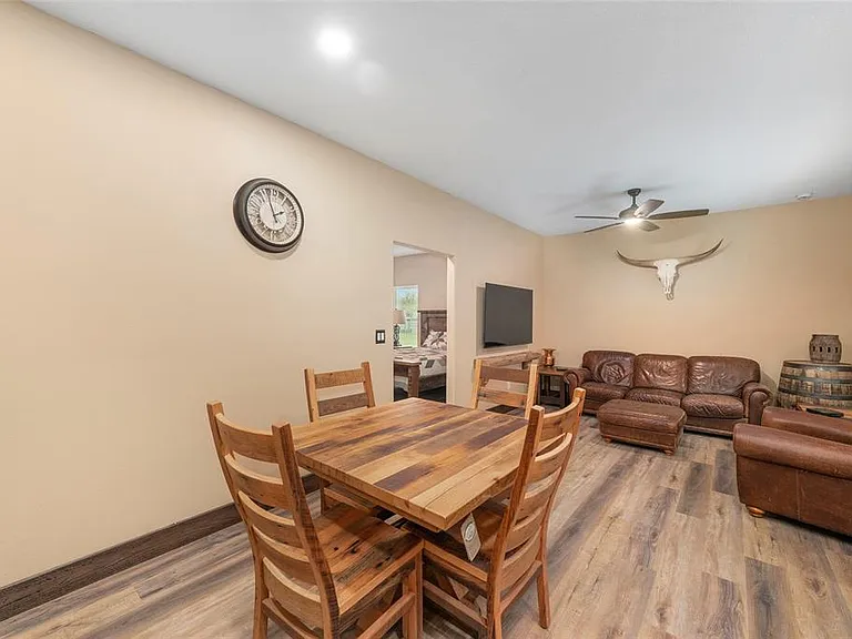 13869 S Highway 475 — Photo 17